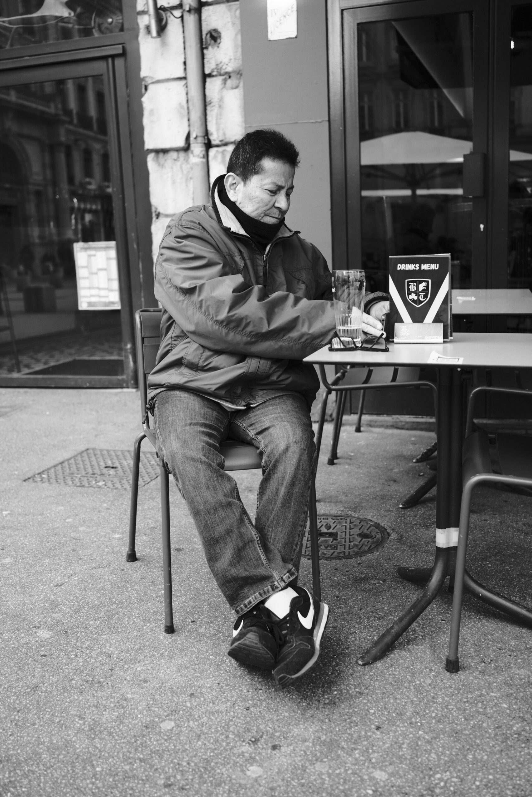 Drinks menu Appareil : X-T5 Focale : 23mm Ouverture : f/2 Vitesse : 1/680sec ISO : ISO-250