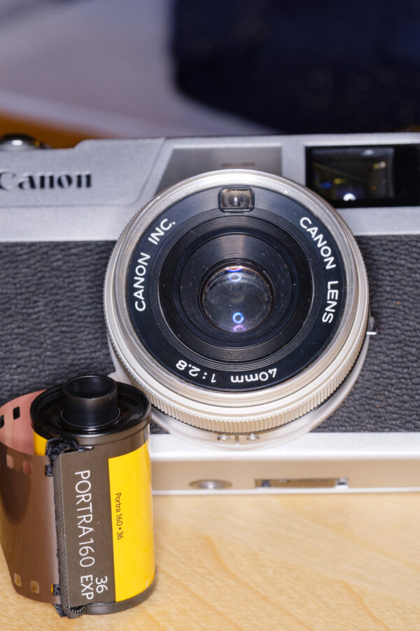 Canonet 28 en superbe état, entièrement fonctionnel avec pellicule Kodak Portra 160 et pile neuve – Image 3