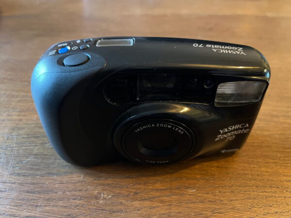 Yashica Zoomate 70 Fonctionnel avec pellicule Fujifilm Superia 200 – Image 3