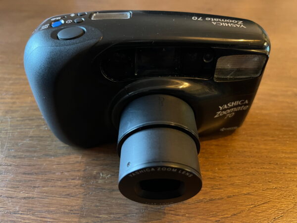 Yashica Zoomate 70 Fonctionnel avec pellicule Fujifilm Superia 200 – Image 2