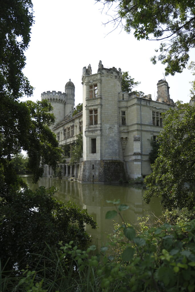 De Saumur au château de la Mothe-Chandeniers : châteaux, pierres et mystères en Val de Loire 12 DSF0839