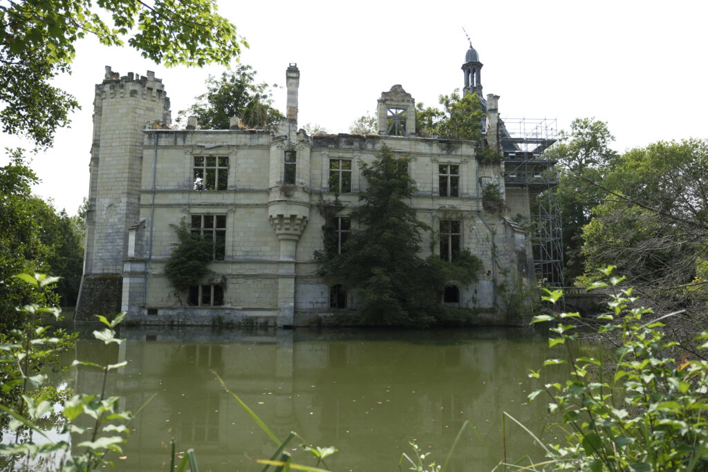 De Saumur au château de la Mothe-Chandeniers : châteaux, pierres et mystères en Val de Loire 18 DSF0849
